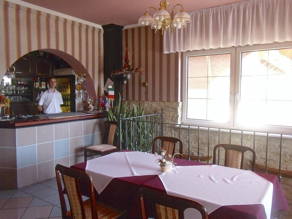 Angela Panzio Berettyoujfalu Exterior foto